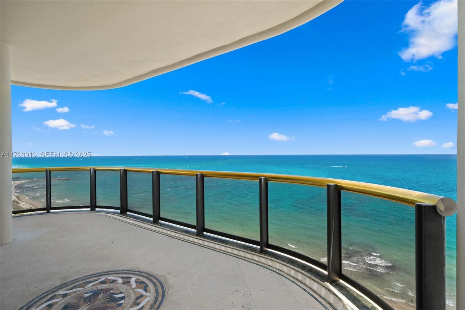 9999 Collins Avenue PH3D — photo 12