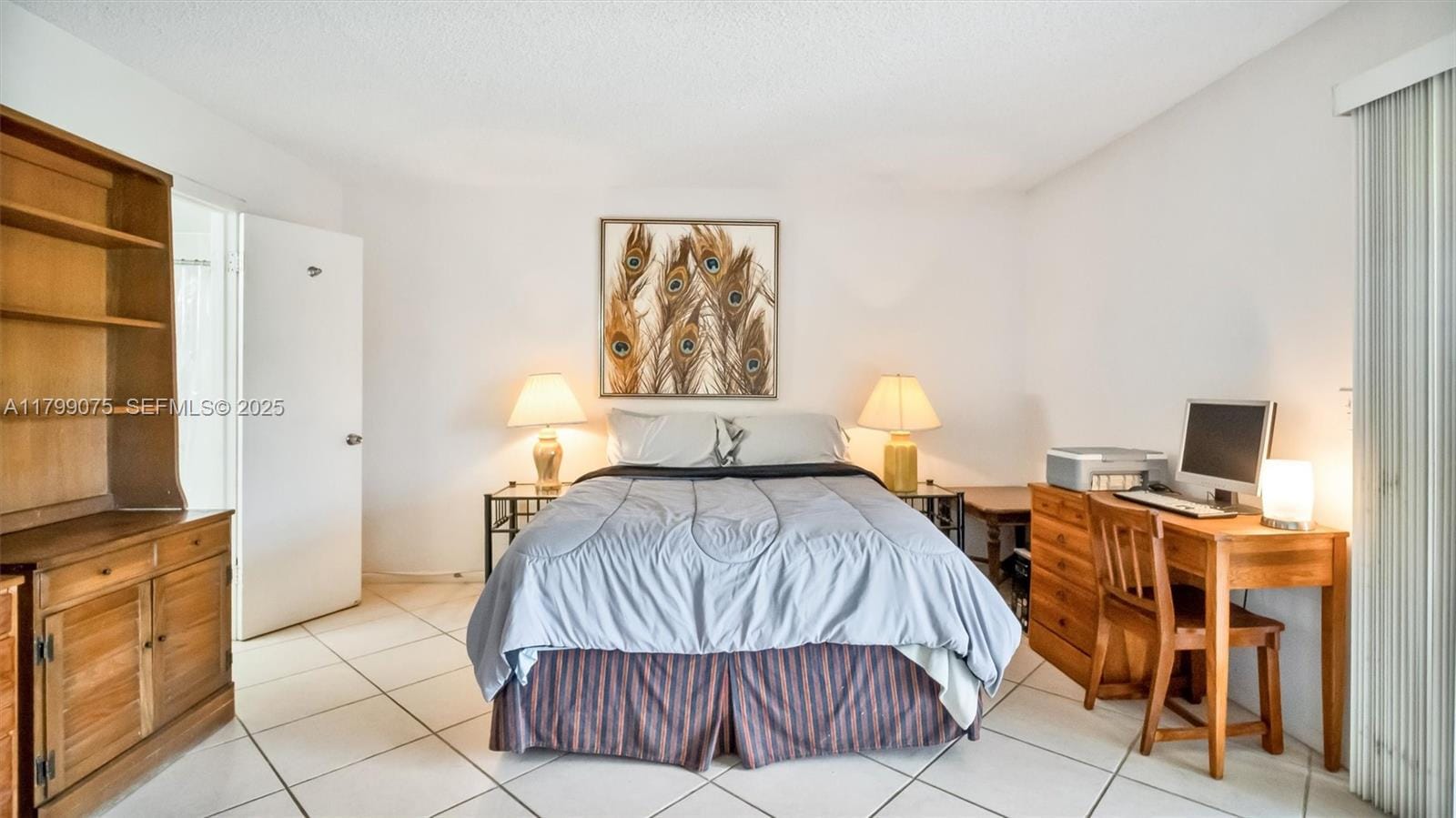 3087 Newport S 3087 — photo 4