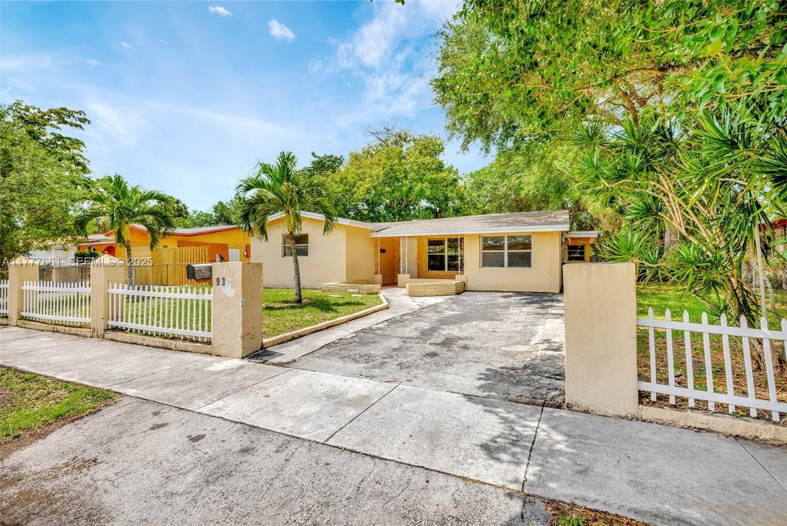 931 NW 38th Avenue, Lauderhill, FL 33311