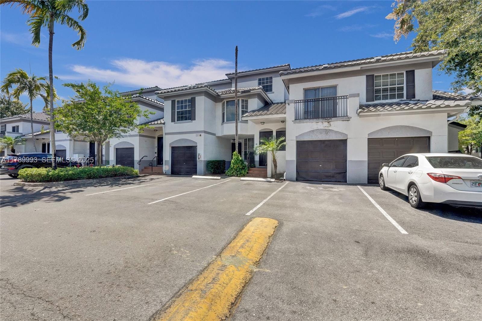 781 SW 148th Avenue 1514 — photo 3