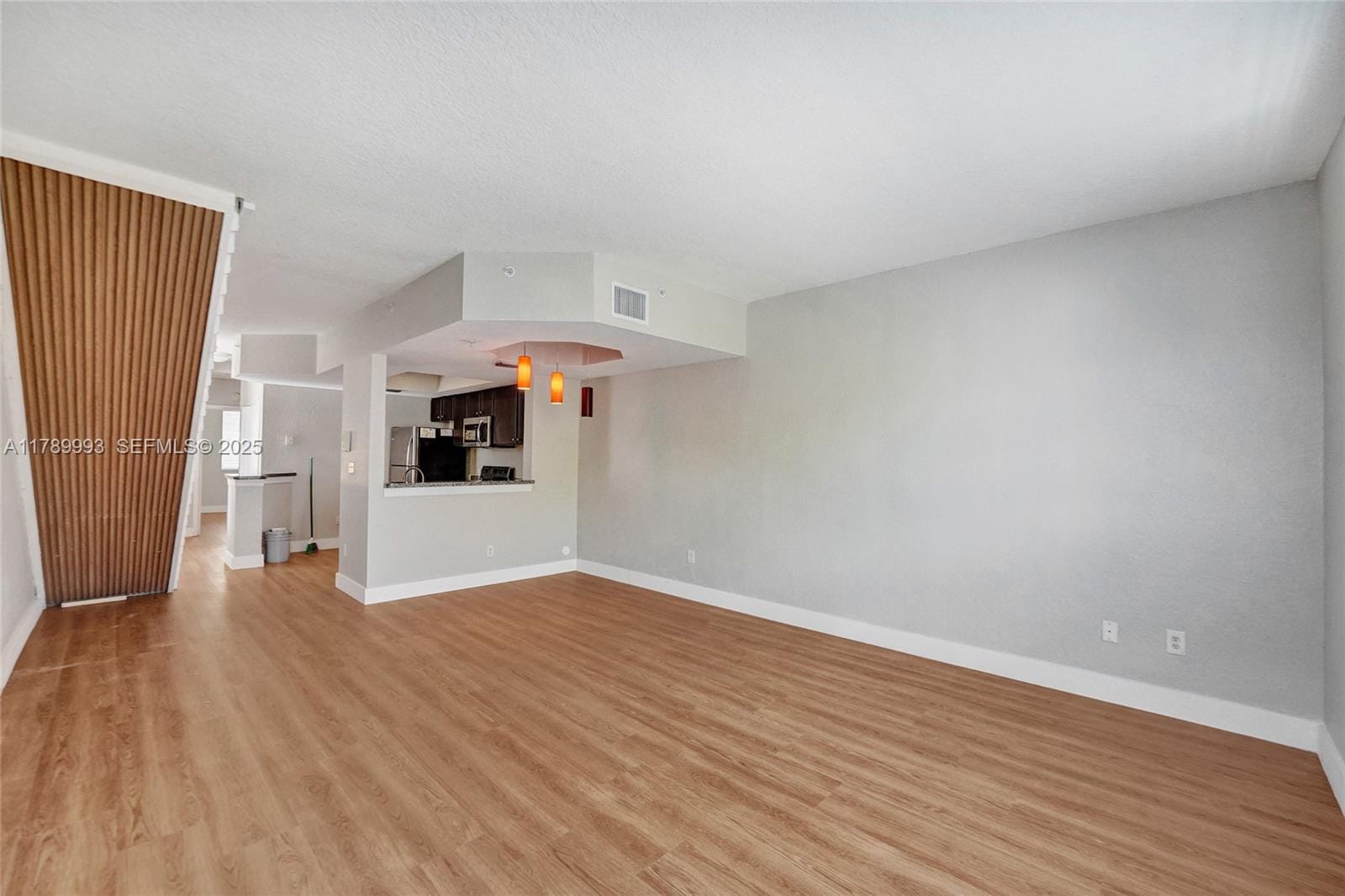 781 SW 148th Avenue 1514 — photo 5
