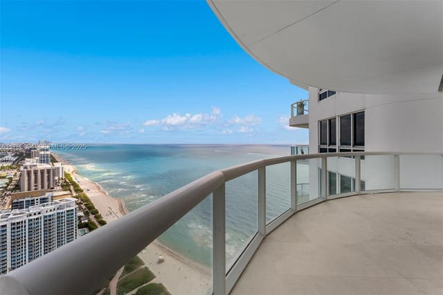 6365 Collins Avenue TS-11, Miami Beach, FL 33141