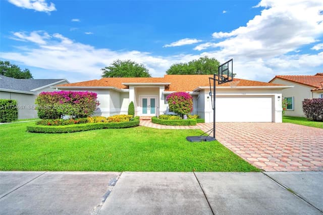 1482 SW 97th Lane, sold in Calusa Ridge, Davie, FL