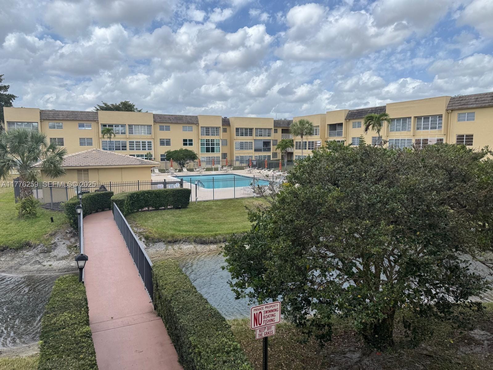 6071 NW 61st Avenue 211, Tamarac, FL 33319 photo 15
