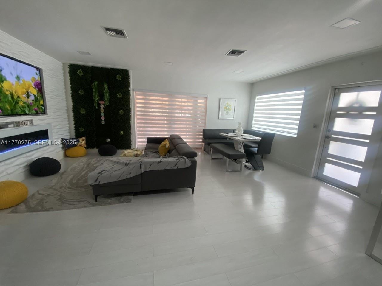 291 Cir Drive, Hialeah, FL 33010 photo 14