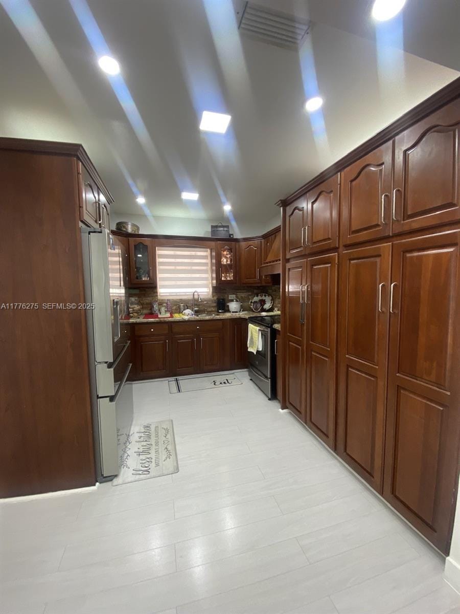 291 Cir Drive, Hialeah, FL 33010 photo 16