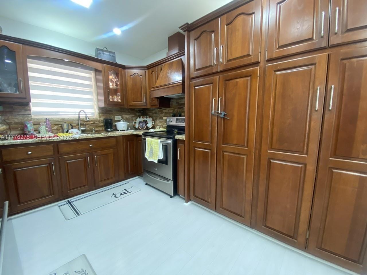 291 Cir Drive, Hialeah, FL 33010 photo 19