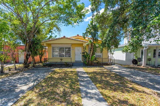 1730 Washington Street, Hollywood, FL 33020