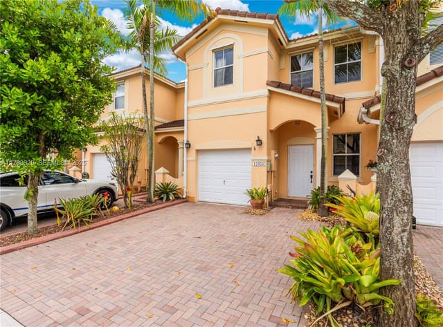 12458 SW 125th Terrace, Miami, FL 33186