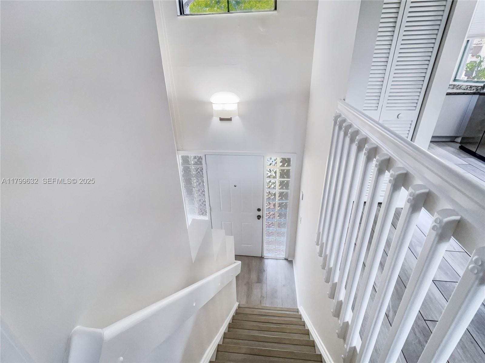 1409 NW 126th Way — photo 5