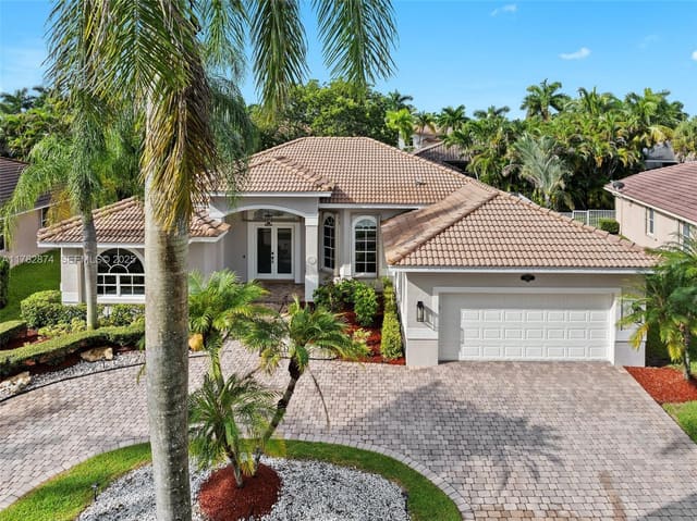 1807 Victoria Pointe Circle, sold in Sector 7-Parcel W, Weston, FL