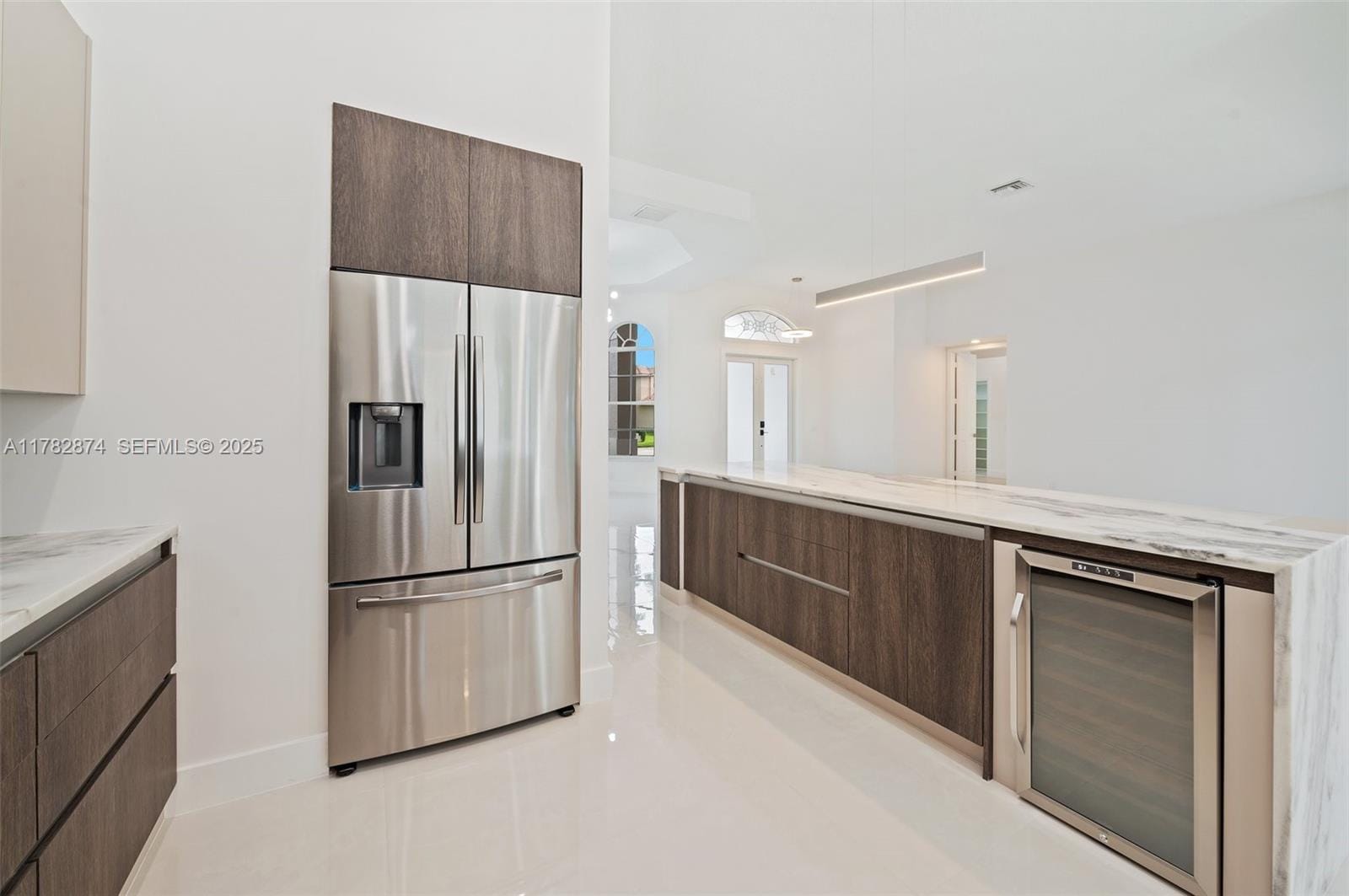 1807 Victoria Pointe Circle, Weston, FL 33327 photo 12
