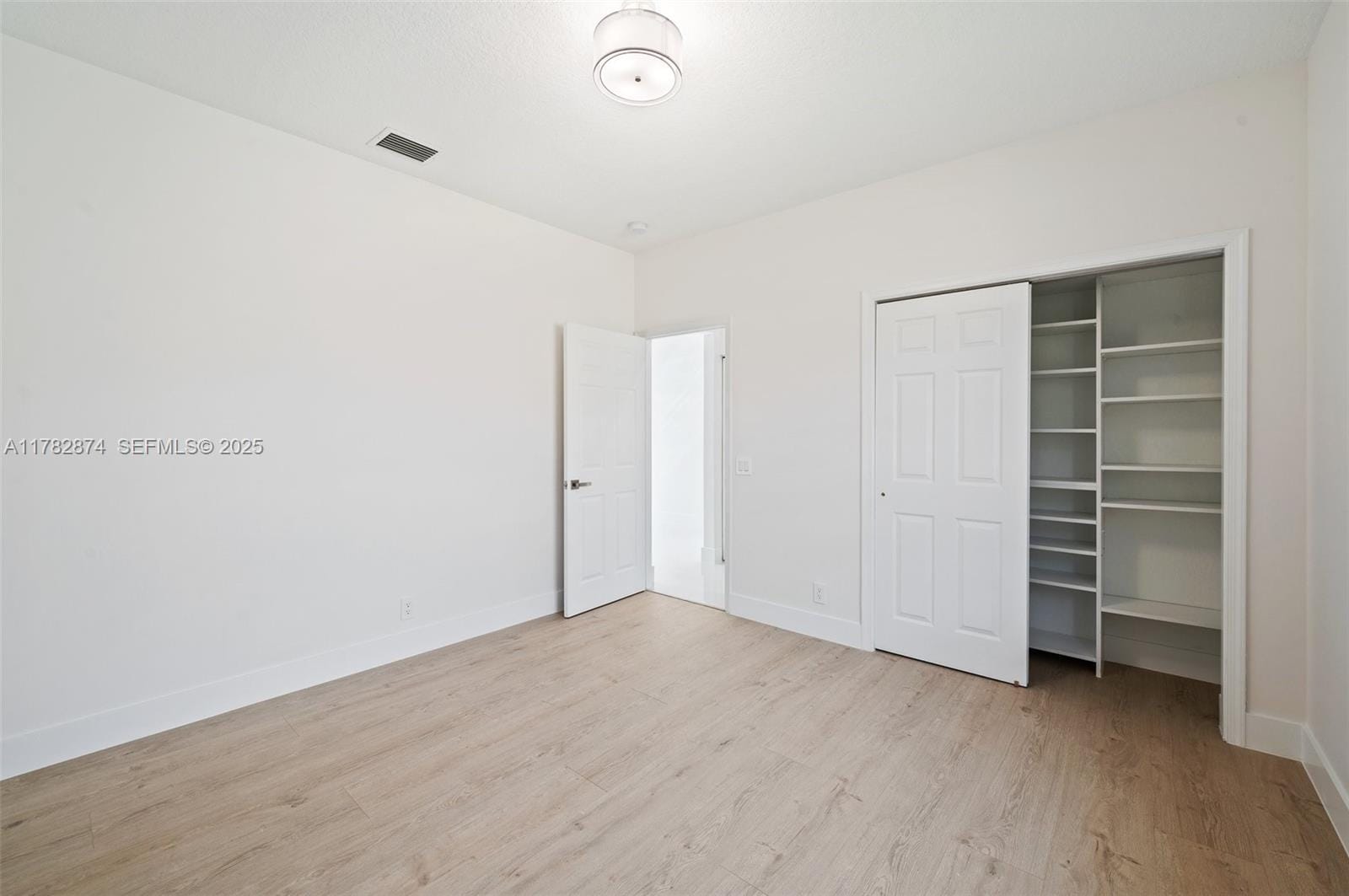 1807 Victoria Pointe Circle, Weston, FL 33327 photo 22