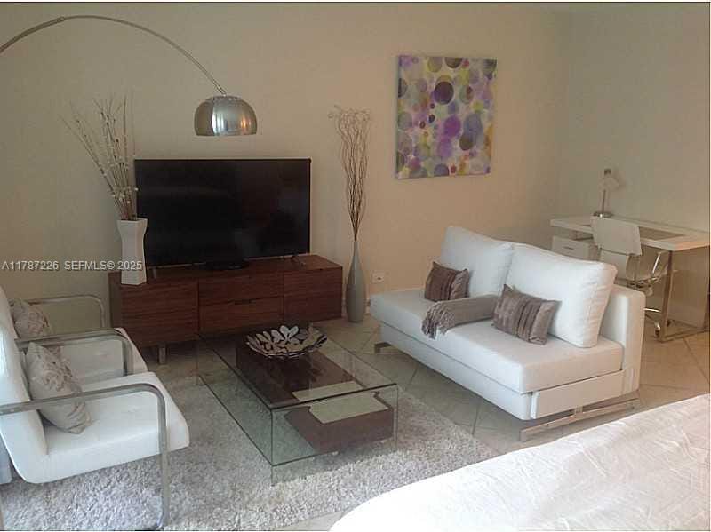 2301 Collins Avenue 1221 — photo 11