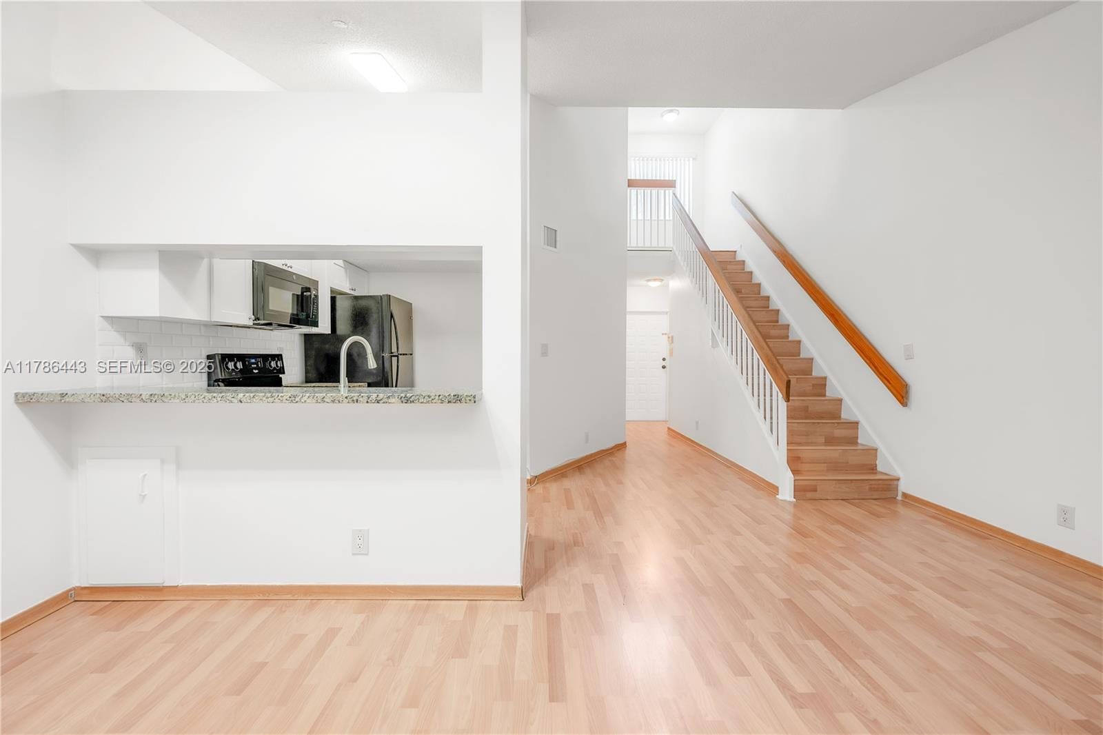 14006 SW 90th Terrace 14006, Miami, FL 33186 photo 3