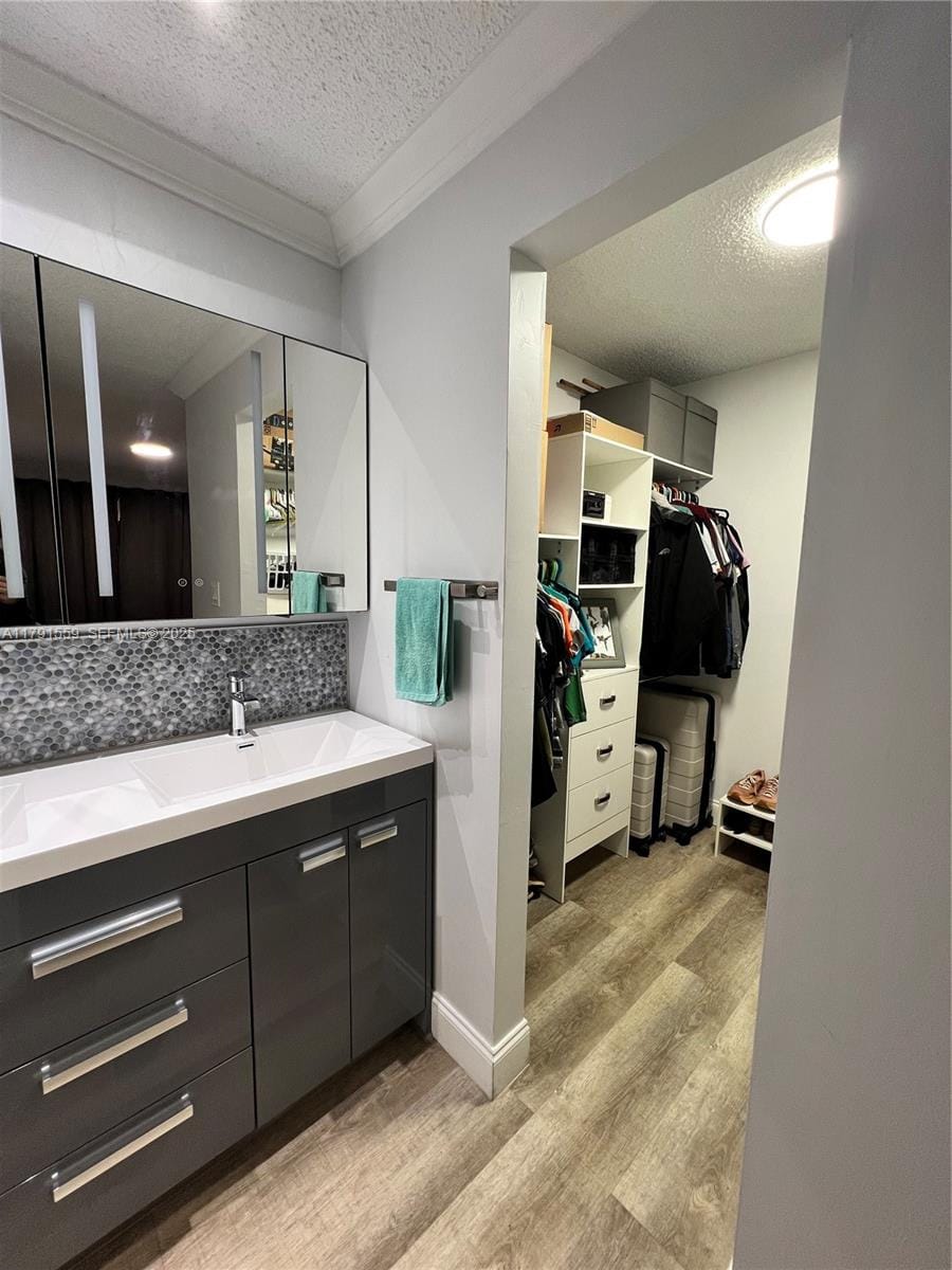19055 NW 62nd Avenue 212, Hialeah, FL 33015 photo 18