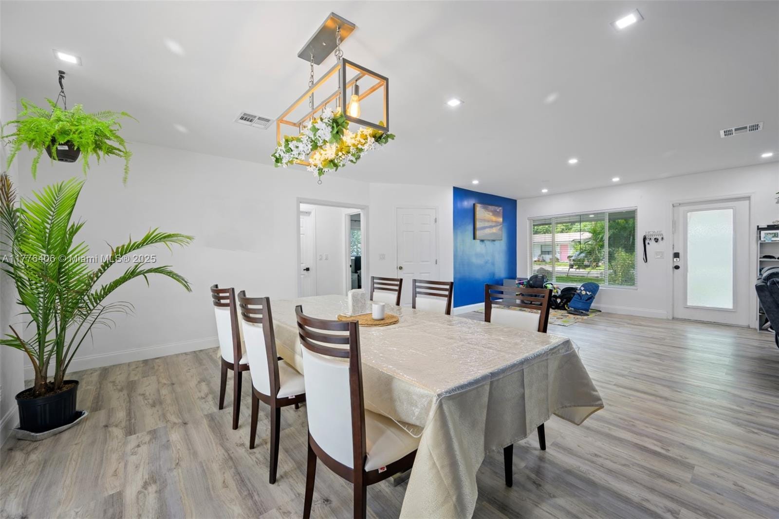 321 SW 11th Avenue, Hallandale Beach, FL 33009