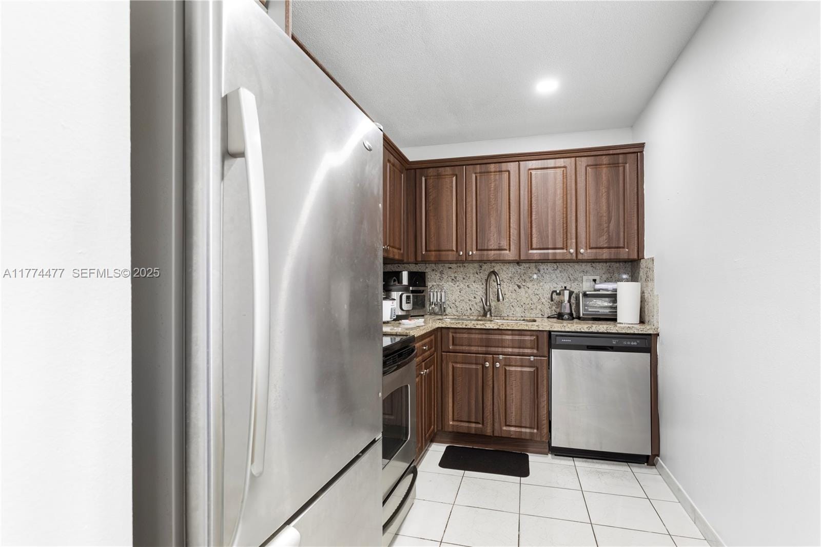 6130 W 19th Avenue 215 — photo 4