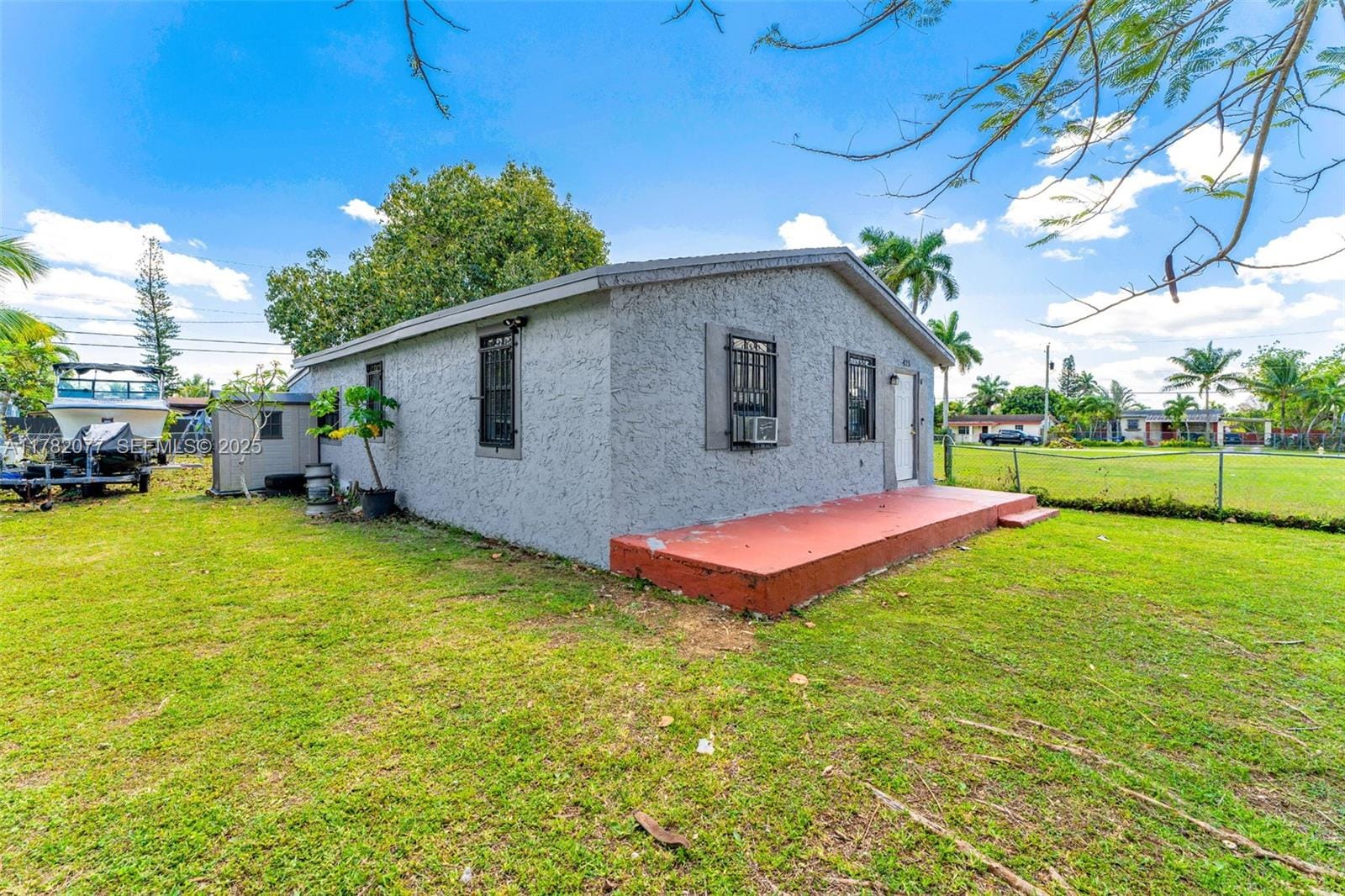 425 NW 8th Avenue, Homestead, FL 33030 photo 2