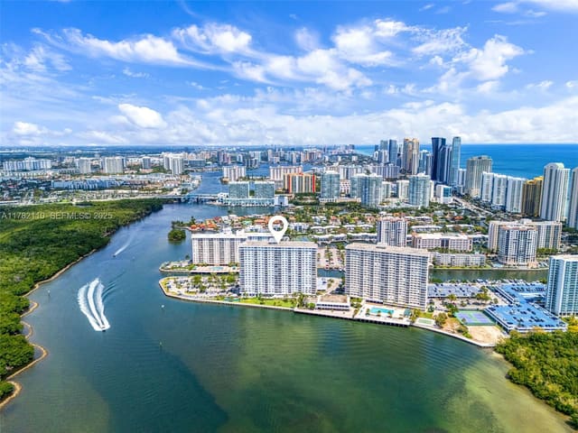 500 Bayview Drive 1418, Sunny Isles Beach, FL 33160