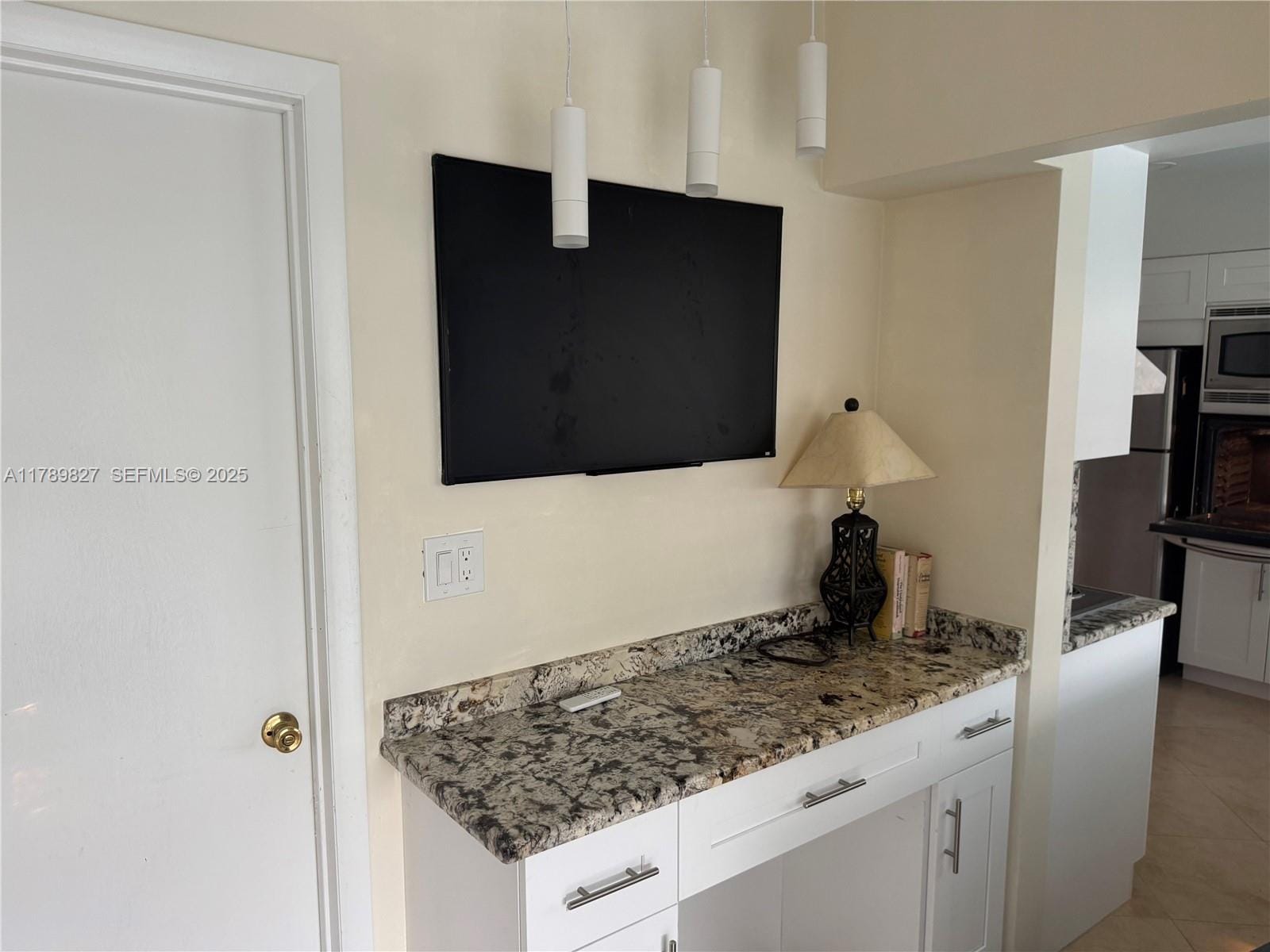 1011 SE 12th Avenue, Deerfield Beach, FL 33441 photo 11