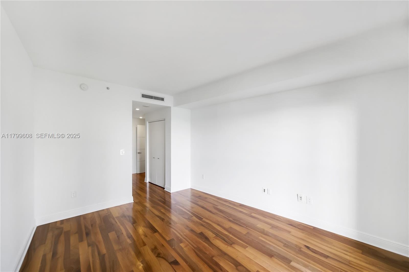 901 Brickell Key Boulevard 607, Miami, FL 33131 photo 19