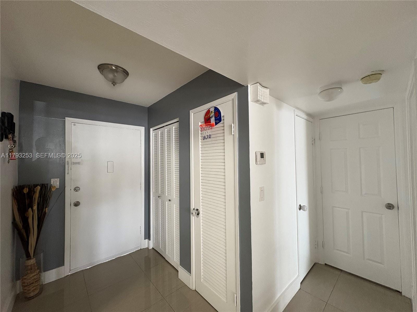 1680 NE 191st Street 118-2, Miami, FL 33179 photo 4