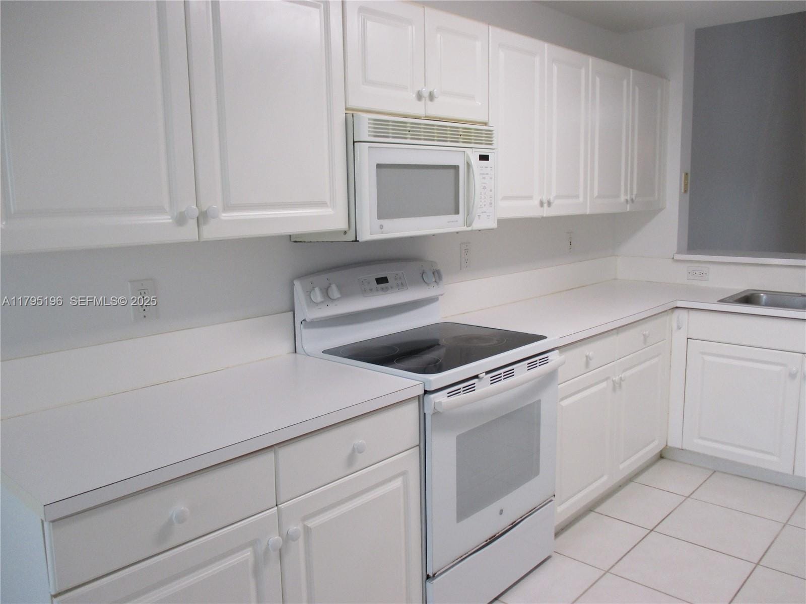 4112 Pine Ridge Lane, Weston, FL 33331 photo 4