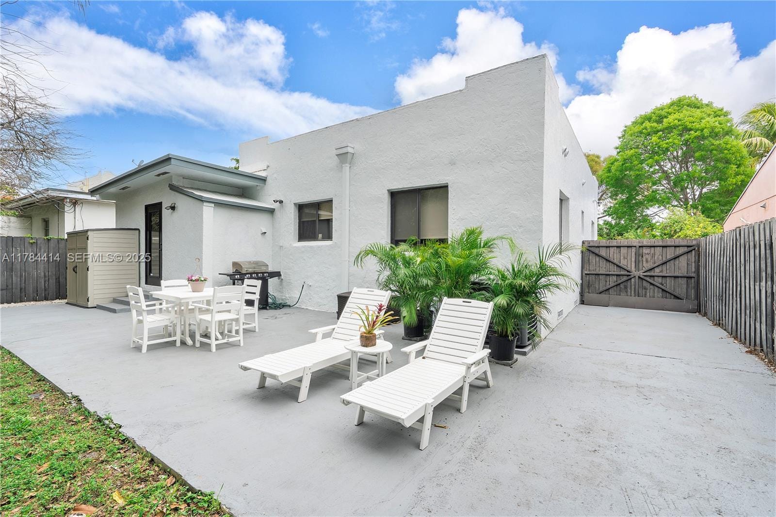 Sold home at 1634 SW 17th Street, Miami, FL 33145