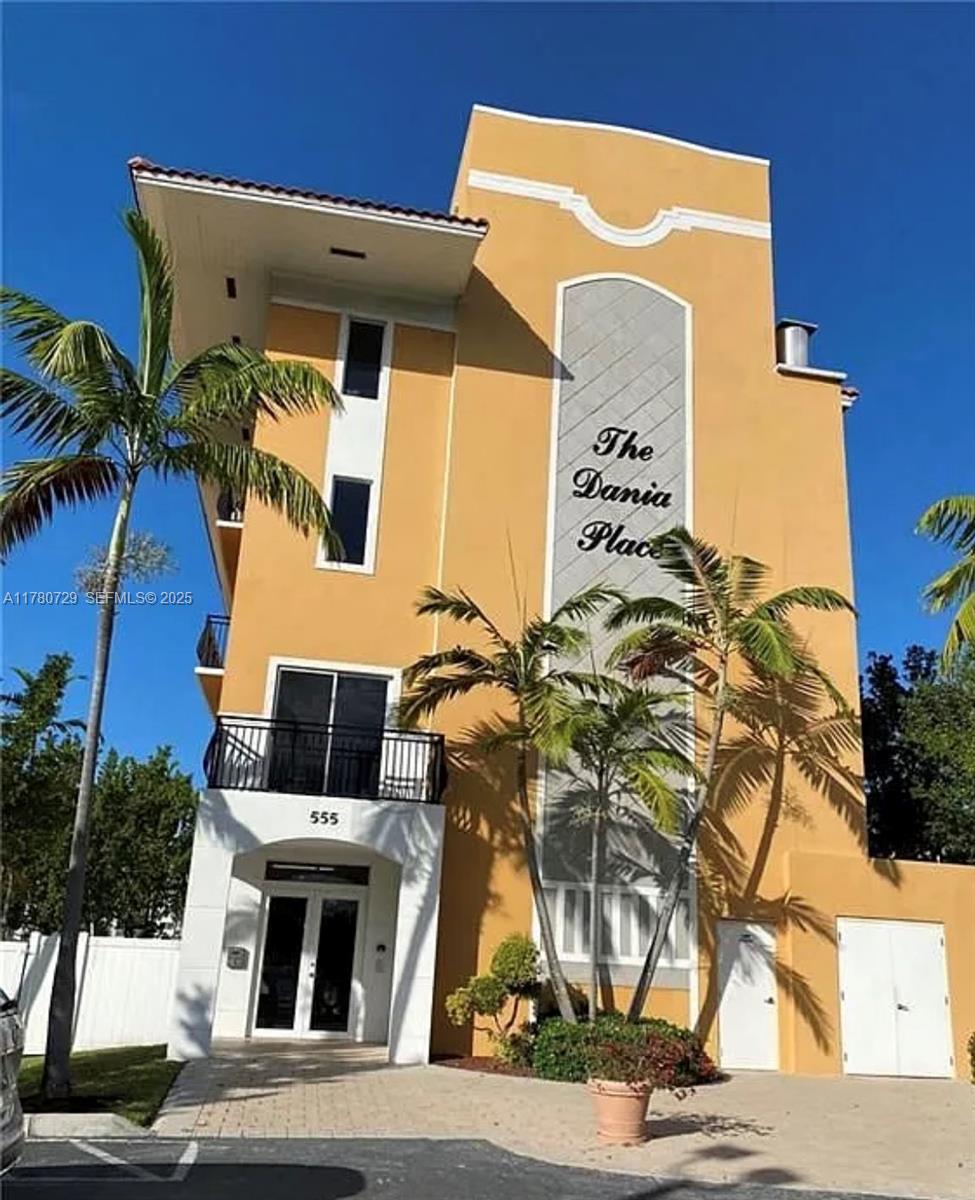 555 E Dania Beach Boulevard 4, Dania Beach, FL 33004, Dania Beach