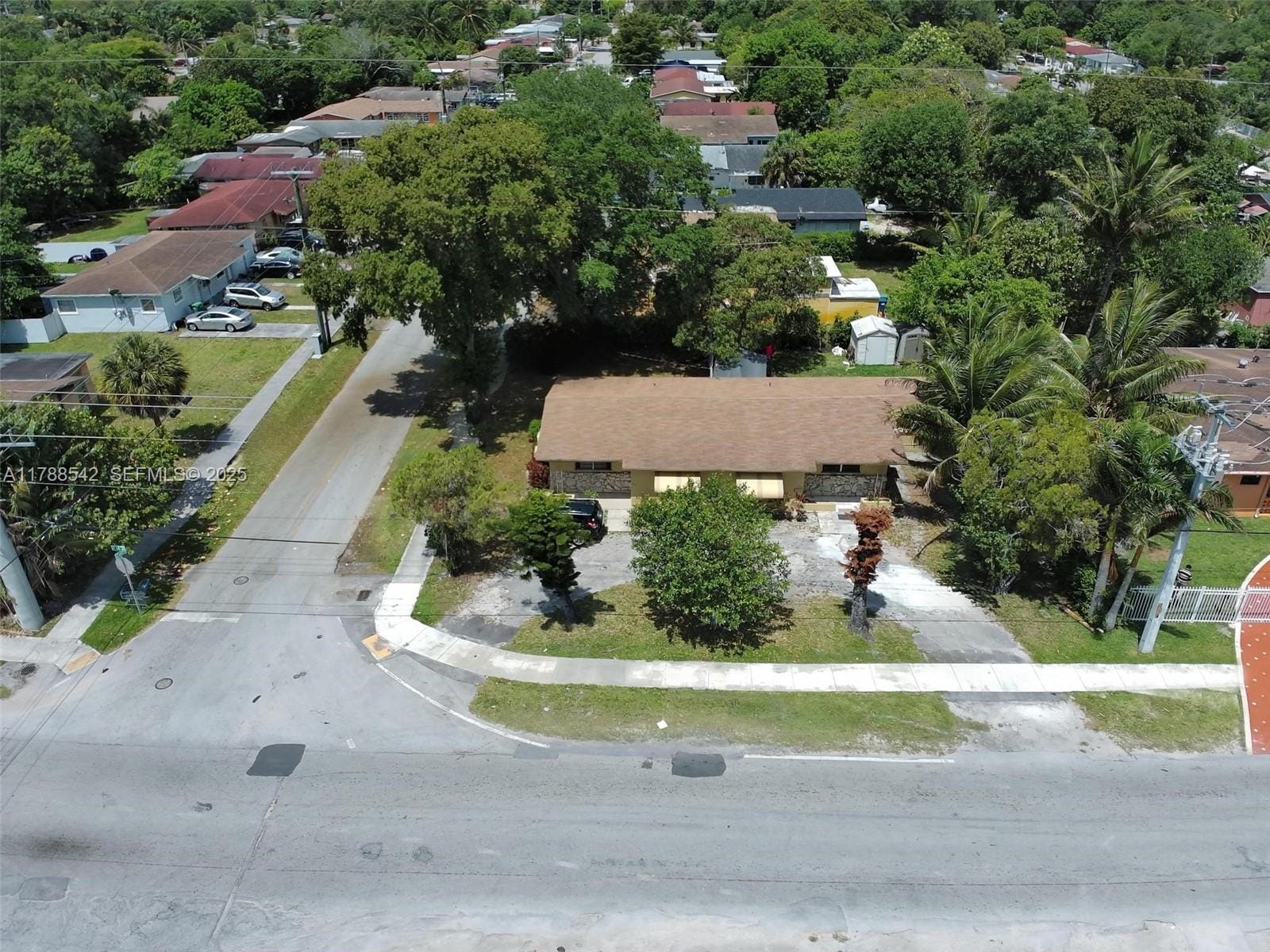 14600 NE 14th Avenue, Miami, FL 33161 photo 3