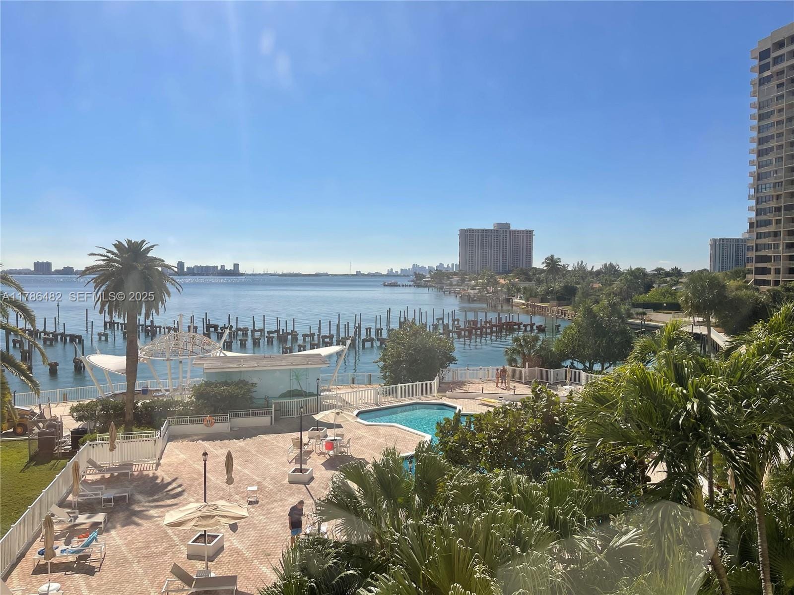 11111 Biscayne Boulevard 4F, Miami, FL 33181 photo 1