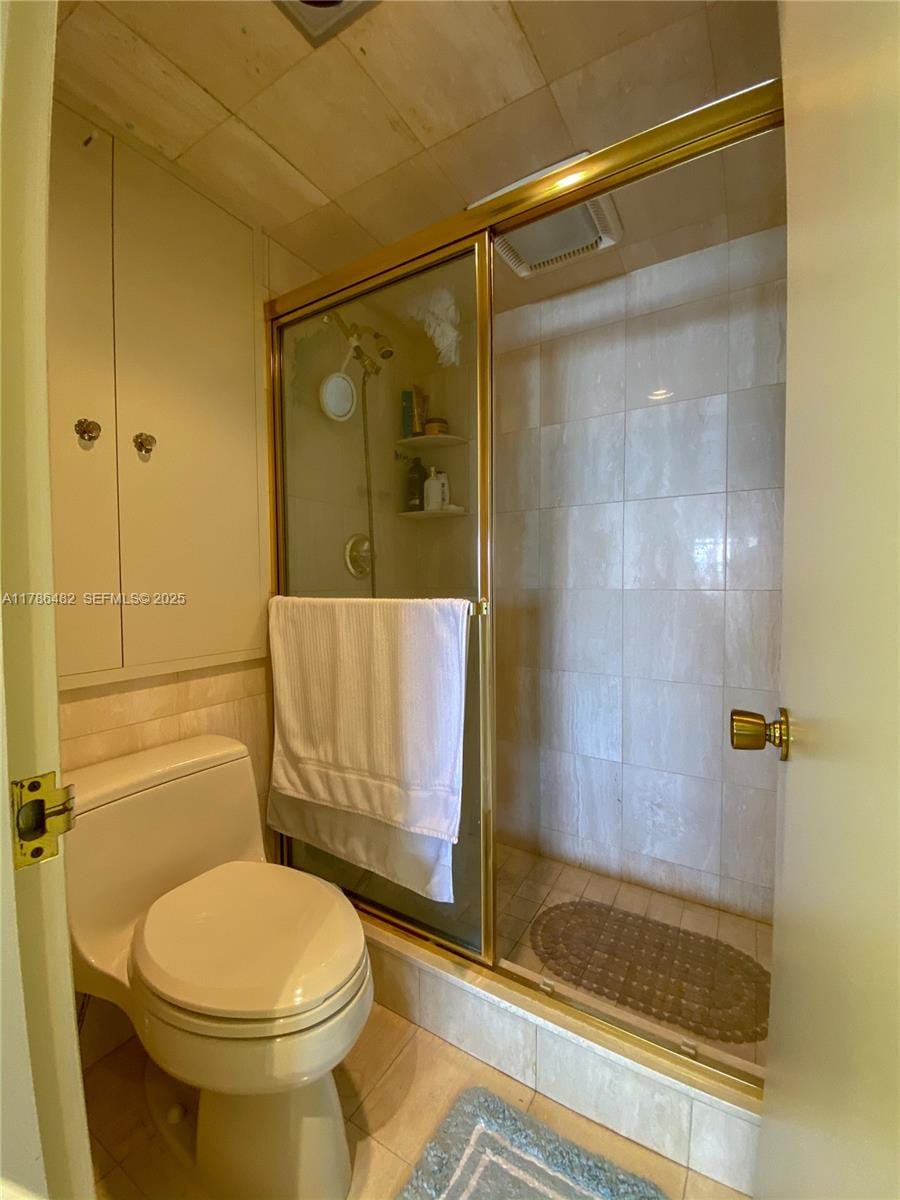11111 Biscayne Boulevard 4F, Miami, FL 33181 photo 24