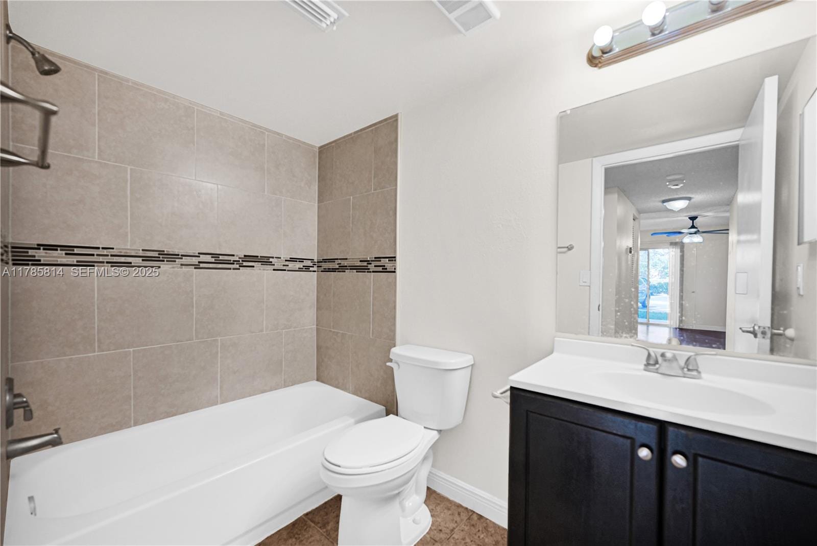 7640 Westwood Drive 404, Tamarac, FL 33321 photo 16