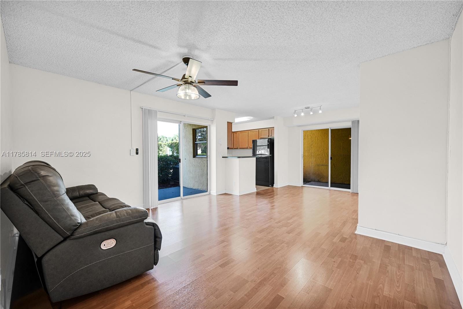 7640 Westwood Drive 404 — photo 5