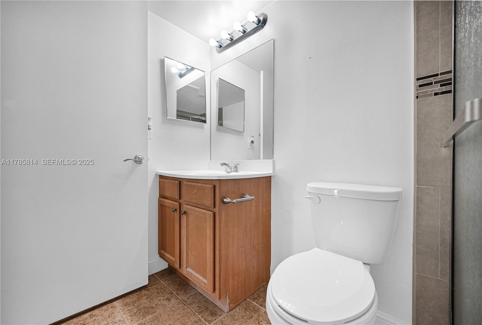 7640 Westwood Drive 404 — photo 9