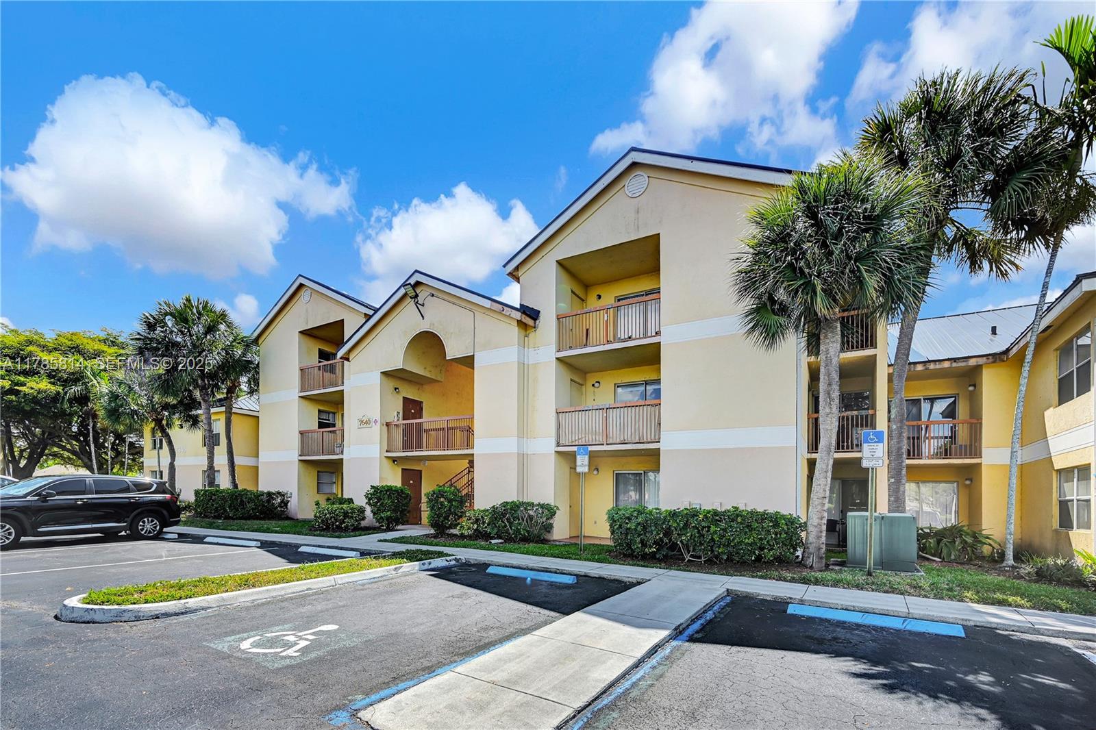 7640 Westwood Drive 404, Tamarac, FL 33321, Tamarac