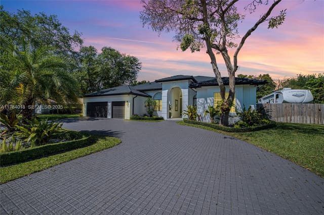 18500 SW 78th Place, sold in Cutler Country Groves, Cutler Bay, FL