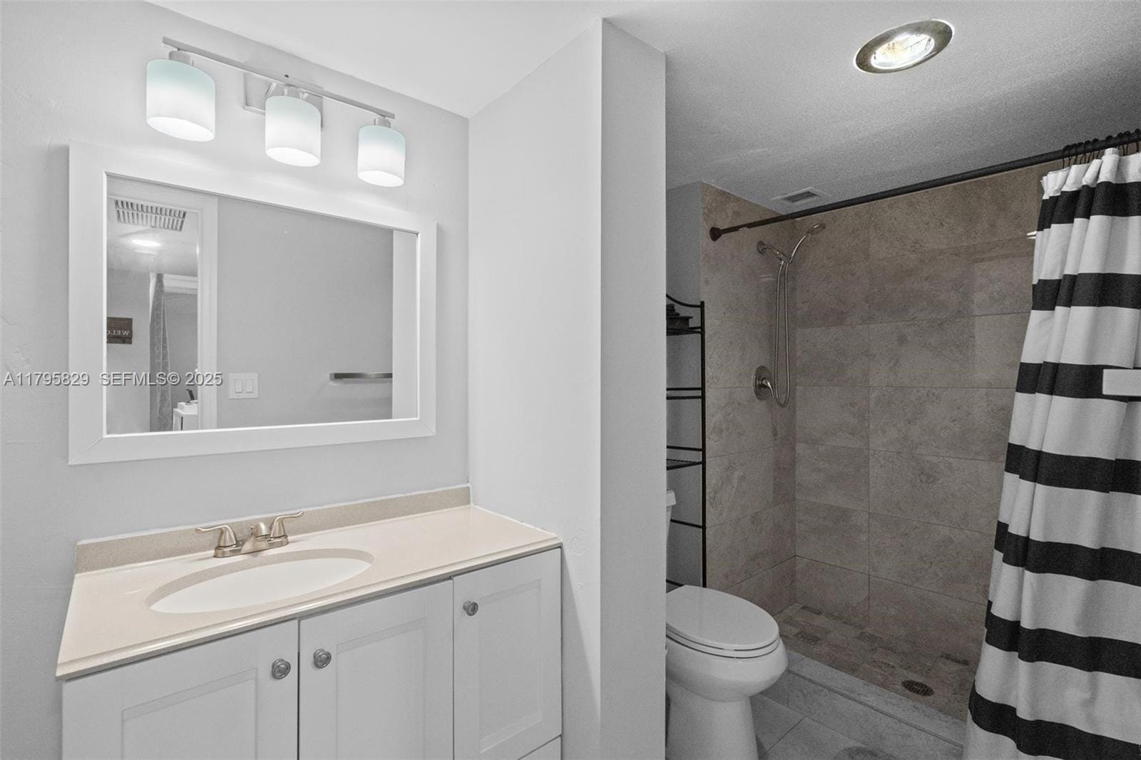 7021 Environ Boulevard 218, Lauderhill, FL 33319 photo 20