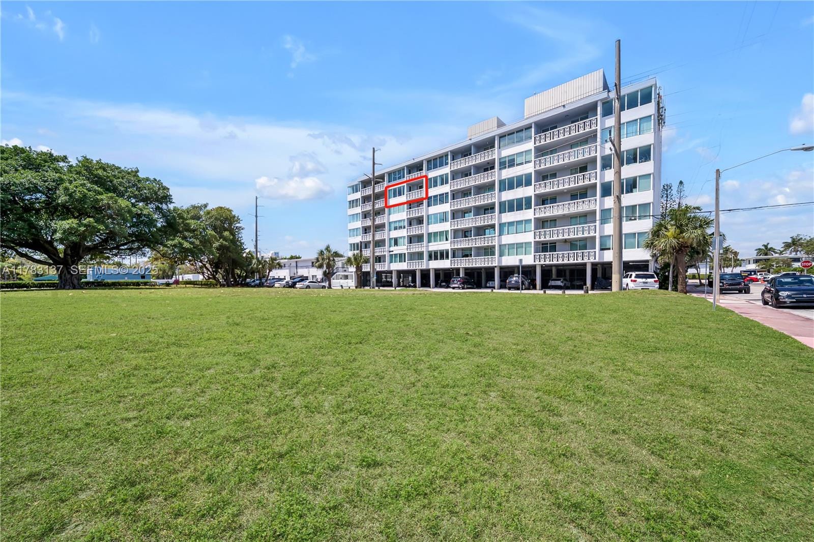 8233 Harding Avenue 607, Miami Beach, FL 33141 photo 21