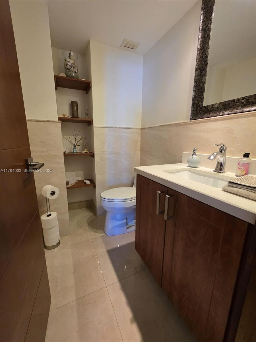 9225 Collins Avenue 1409, Surfside, FL 33154 photo 30