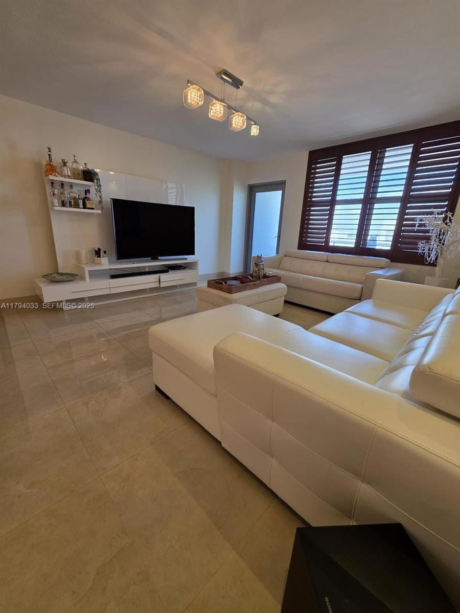 9225 Collins Avenue 1409, Surfside, FL 33154 photo 4