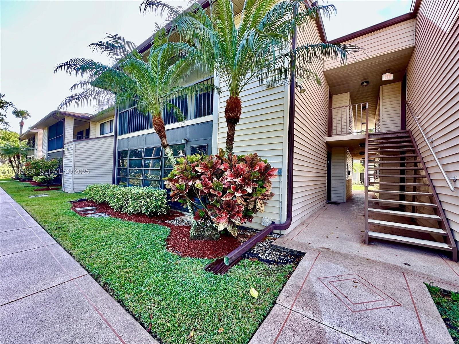 15492 Lakes Of Delray Boulevard 205, Delray Beach, FL 33484 photo 3