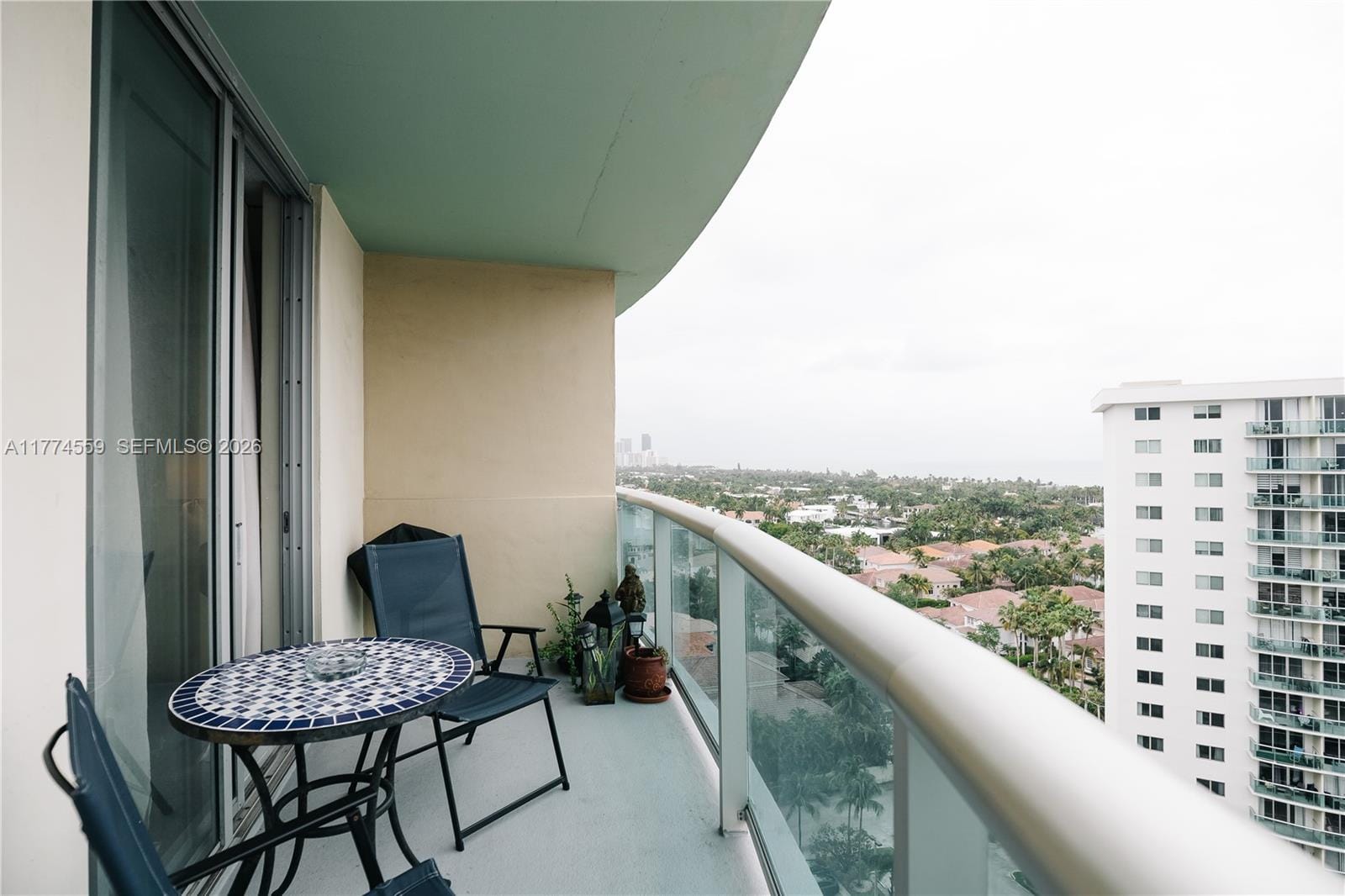 19390 Collins Avenue 1614, Sunny Isles Beach, FL 33160 photo 24