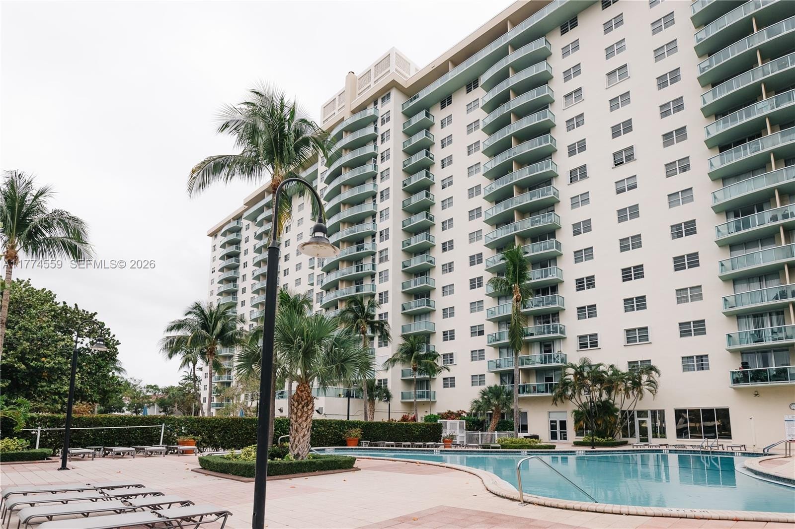19390 Collins Avenue 1614, Sunny Isles Beach, FL 33160 photo 27