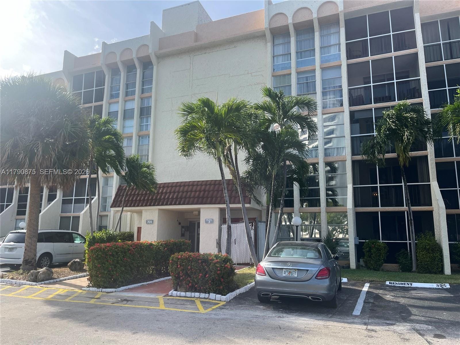 701 Three Islands Boulevard 409 — photo 2