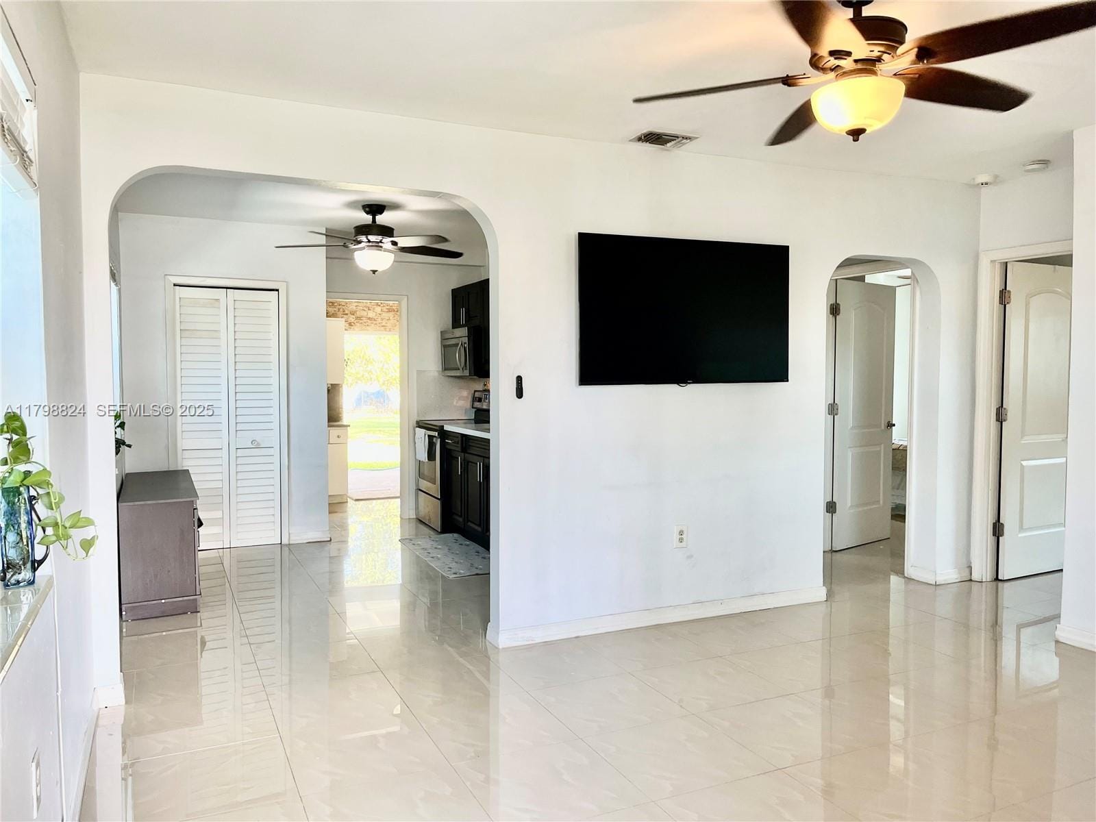 3135 SW 64th Avenue, Miami, FL 33155