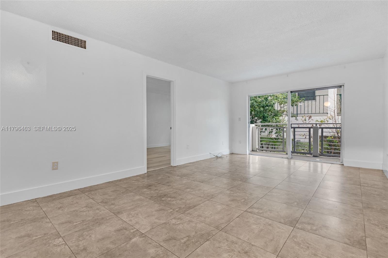 716 Michigan Avenue 204, Miami Beach, FL 33139