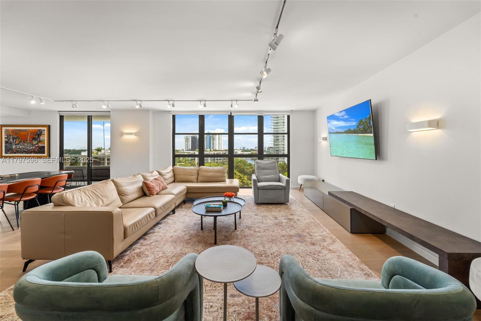 9 Island Avenue 814 — photo 6