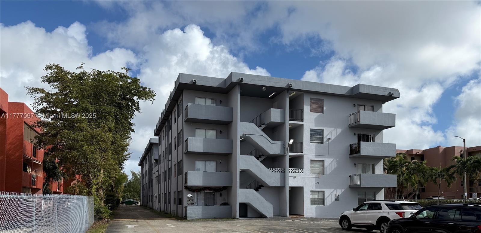 495 NW 72nd Avenue 305, Miami, FL 33126 photo 23